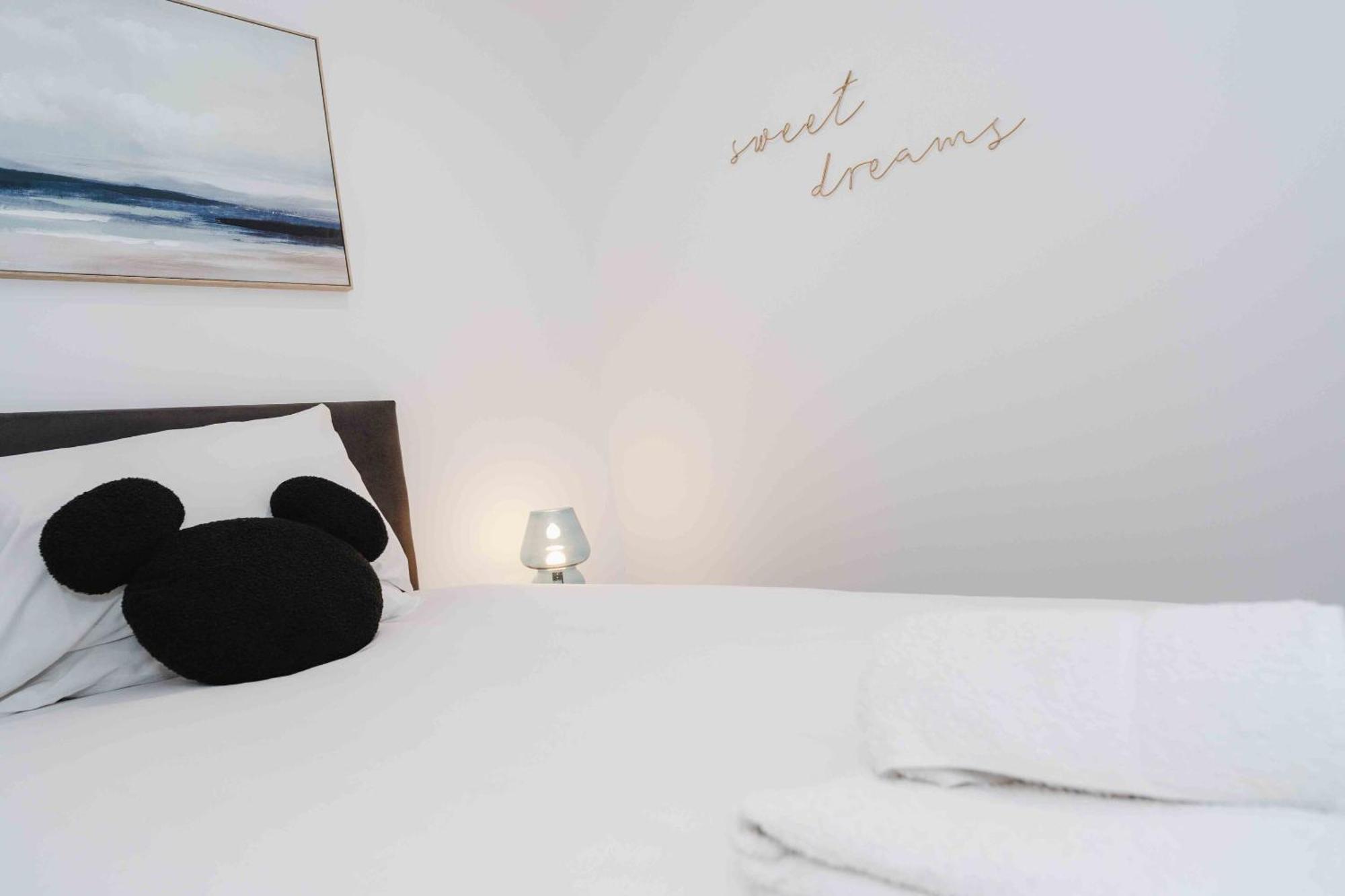 Stunning Luxury Stay By Vichy Kingston upon Hull Zewnętrze zdjęcie
